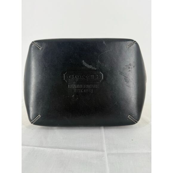 Coach Natural Straw and Patent Leather Bucket Tote 8908 - Picture 5 of 15